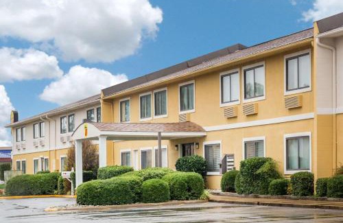 Jonesboro Hotel | Super 8 by Wyndham Jonesboro