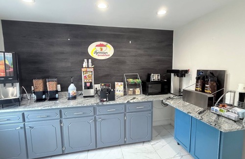 Monticello Hotel | Super 8 by Wyndham Monticello AR