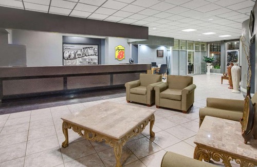 Norman Hotel | Super 8 by Wyndham Norman