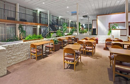 Norman Hotel | Super 8 by Wyndham Norman