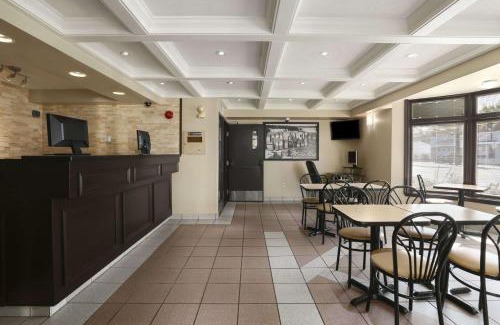 North Bay Hotel | Super 8 by Wyndham North Bay