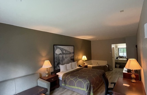 Petersburg Hotel | Super 8 by Wyndham Petersburg