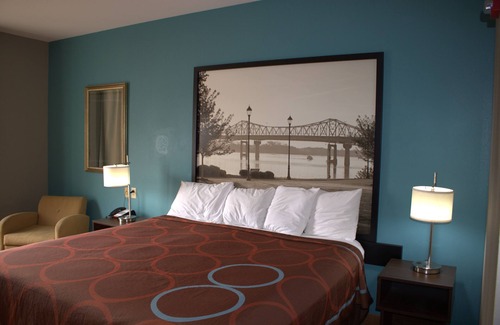 Rainsville Hotel | Super 8 by Wyndham Rainsville