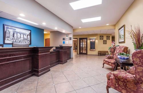 Rainsville Hotel | Super 8 by Wyndham Rainsville