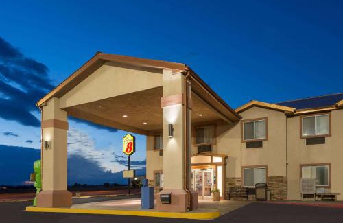 Roswell Hotel | Super 8 by Wyndham Roswell