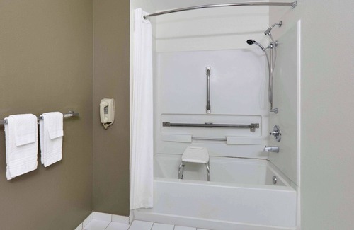Roswell Hotel | Super 8 by Wyndham Roswell