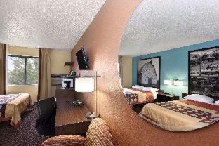 Salem Hotel | Super 8 by Wyndham Salem