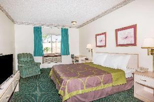 Willcox Hotel | Super 8 by Wyndham Willcox
