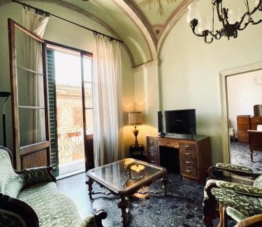 Monteroni d'Arbia Apartment | Super attico della Brigata Spendereccia!