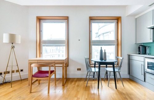 Soho Apartment | Super Central Piccadilly Studio w/A/C nr. Leicester Square, by Blueground