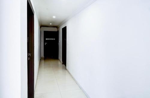 Maninagar Hotel | Super Collection O Maninagar Formerly Park Land
