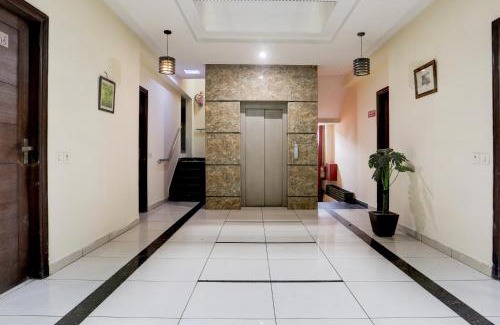 Ludhiana Hotel | Super Collection O Railway Station Road Near Clock Tower