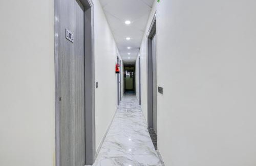 Rohini Hotel | Super Collection O Rohini Sector 21 Formerly Shelter Inn