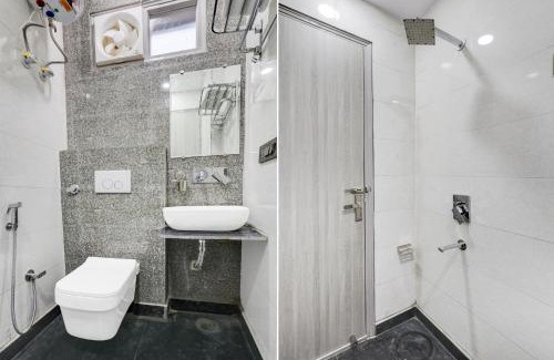 Rohini Hotel | Super Collection O Rohini Sector 21 Formerly Shelter Inn