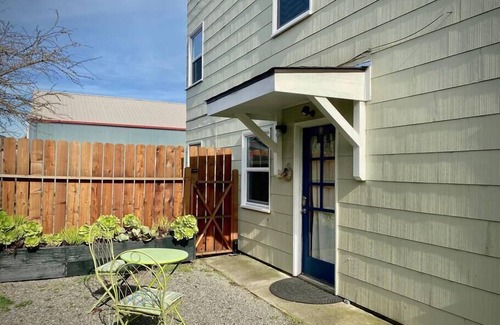 Arcata Apartment | Super Convenient Micro-Apartment