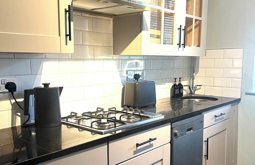 Haringey Apartment | Super Cosy Apartment in London
