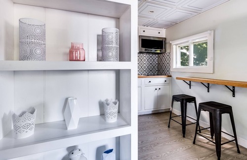 Mystic - New London Apartment | Super Cute & Cozy Apartment in Downtown Mystic!