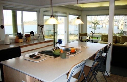 Newport House | Super Fall Savingsn @ Iconic & Fun Spacious Ocean house & location-Great Views!