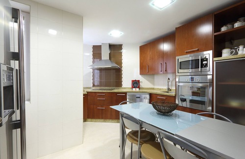 Granada City Center Condo | SUPER FLOOR IN THE CENTER, C/COLLECTED