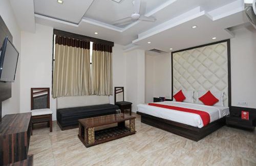 Meerut Hotel | Super Hotel O Subhadra Residency
