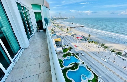 Boca del Rio Apartment | Super luxury oceanfront penthouse! Torre Catania, families welcome