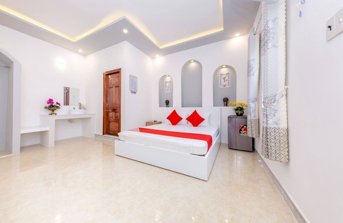 Cam Ranh Hotel | Super OYO 598 Peony Hotel