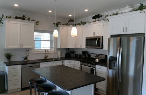 North End House | SUPER RENTAL 16 bedrooms, 8 Master Suites, 11+ Full Baths, 2 Private Elevators
