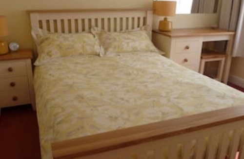 South Newton House | Super Self Catering Apartment Near Salisbury UK