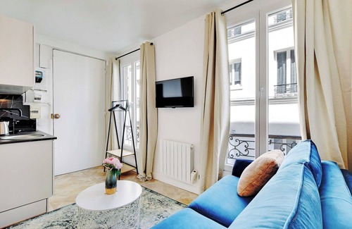 Quartier de la Roquette Apartment | Super Studio - Place de la Bastille