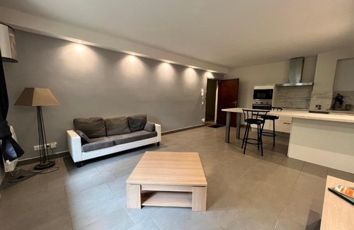 Saint-Eloi Apartment | Super T2 avec parking à disposition !
