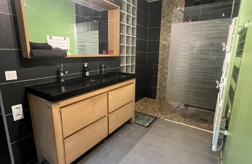 Saint-Eloi Apartment | Super T2 avec parking à disposition !