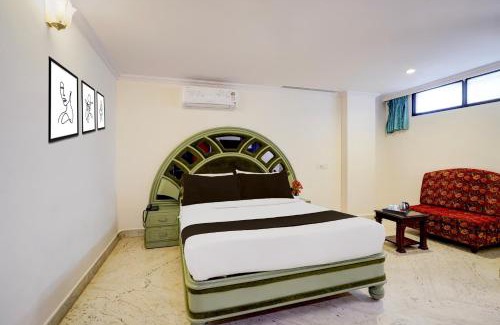 Murgesh Pallya Hotel | Super Townhouse Civil Aviation HAL Road