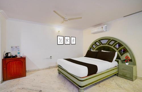 Murgesh Pallya Hotel | Super Townhouse Civil Aviation HAL Road