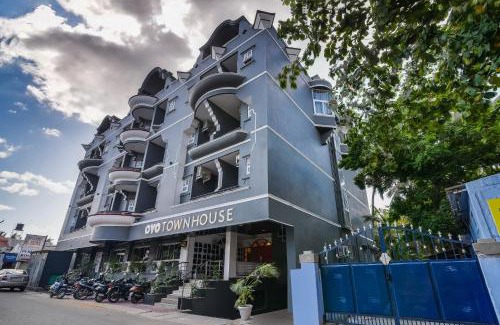 Coimbatore Hotel | Super Townhouse Srm Kuppakonam Pudur