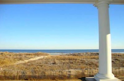 South End Condo | Super upscale, one of a kind designed beach front property just steps away from the beach