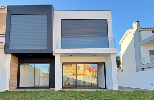 Carvoeira House | Superb 2.5-bedroom house in Sao Domingos de Rana - Cascais, Portugal/Lissabon