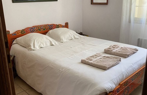 Mas-Blanc-des-Alpilles Other | Superb 250 m2 Provencal farmhouse for rent