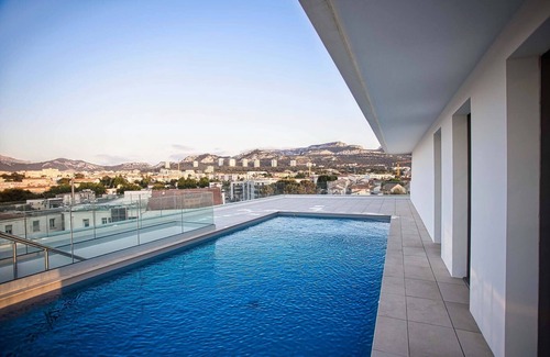 Bonneveine Apartment | Superb 3 p apartment, 10 mins from the beach with swimming pool and parking