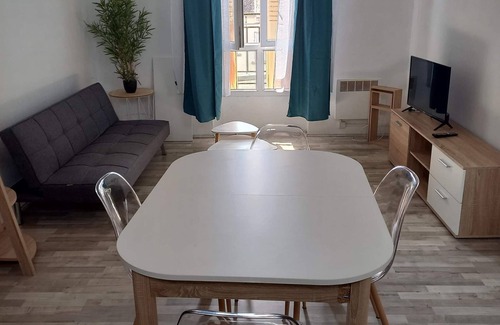 Neris-les-Bains Apartment | Superb apartment with panoramic view