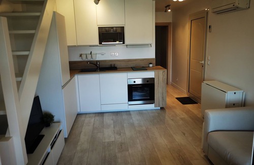 Oletta Apartment | Superb apartment, in residence with swimming pool, 5 min from st florent.