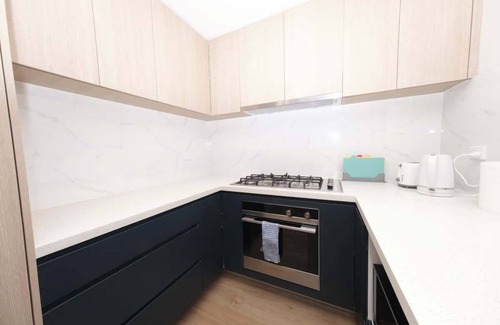 Box Hill House | Superb bnew 4 Bedroom House in Box Hill