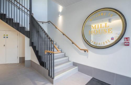 Cambridge City Centre Apartment | Superb Central Apt With Parking