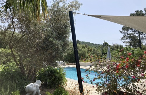 Lecci Villa | Superb contemporary villa 5 minutes from the beach