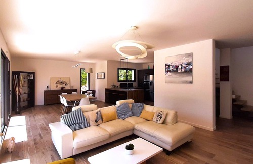 Ventabren Villa | Superb family villa for 8 people