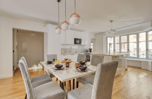 Jardin des plantes Apartment | Superb Flat with Balcony-near Notre-Dame - Paris 5