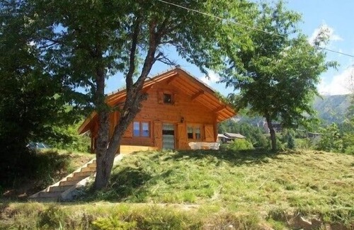Saint-Michel-de-Chaillol Ski Chalet | Superb solid wood chalet near the slopes and the park