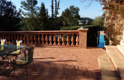 Entrecasteaux Villa | Superb Provencal property with heated swimming pool.