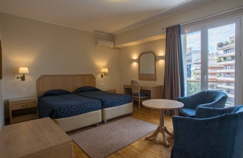 Ilisia Apartment | Superb serviced flat for 4 in the heart of Athens with view