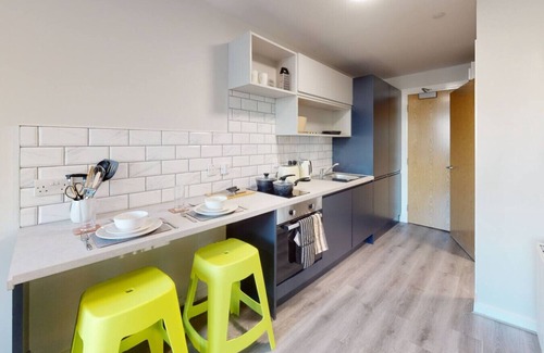 Middlesbrough Apartment | Superb Studio Apartment - 001