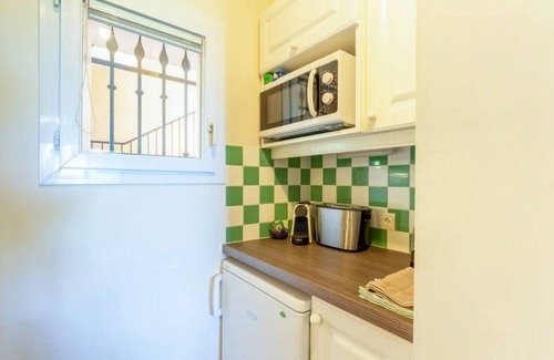 Pont Royal Apartment | Superb T2 + Terrace. Direct acces golf course+pool